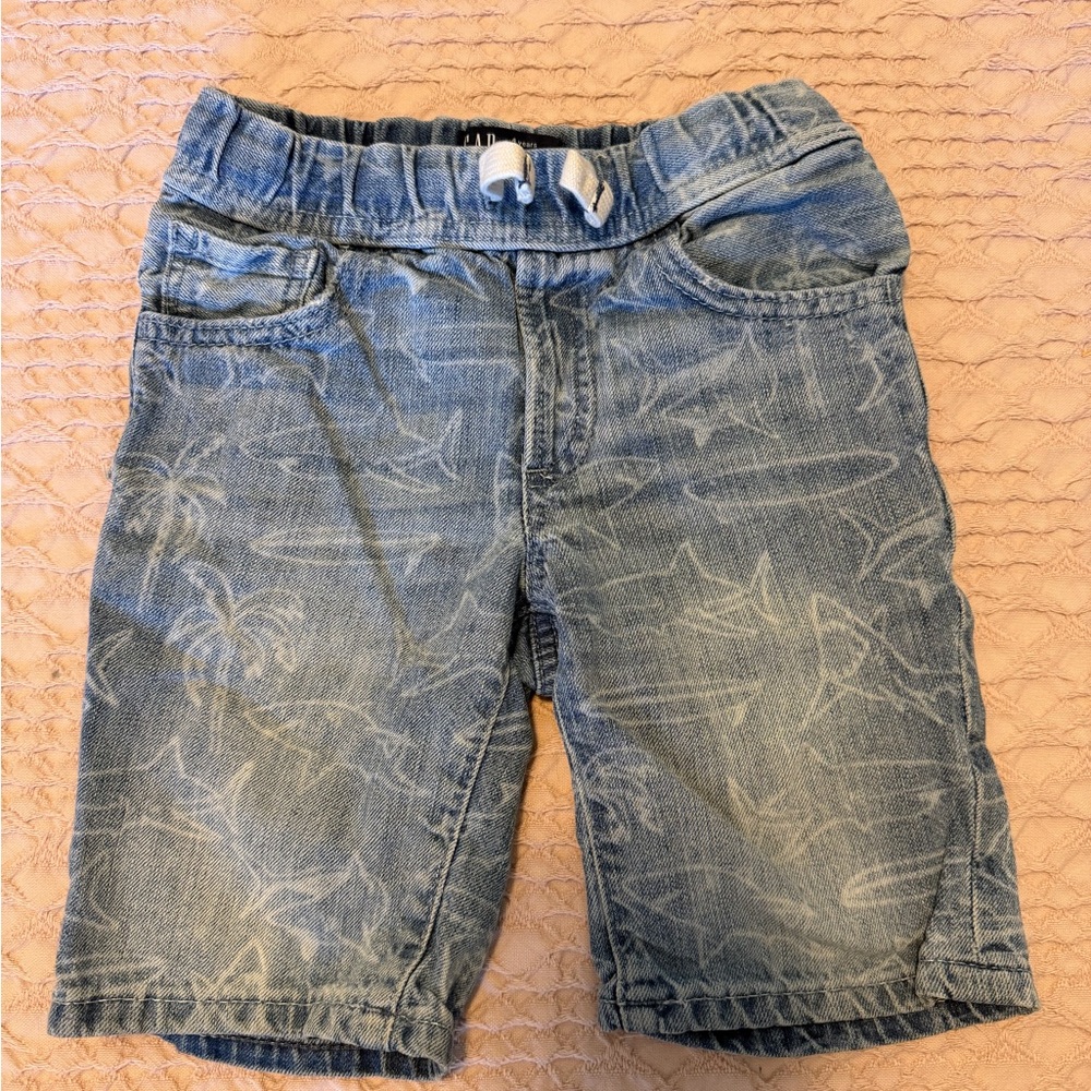 Gap Boys' Light Blue Shark Print Denim Shorts Vacation, Palm Trees 🌴